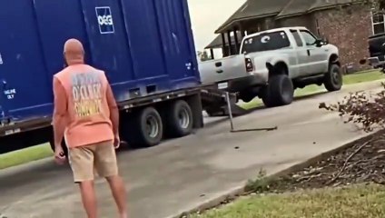 50 INCREDIBLE ROAD MOMENTS CAUGHT ON CAMERA