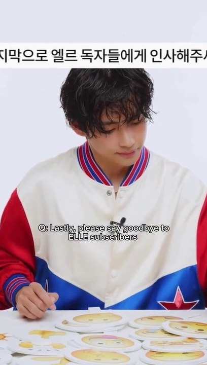 The way TAEHYUNG skipped over that  emoji to avoid saying it
