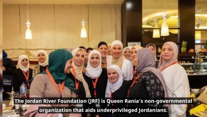 Beautiful Pictures of Queen Rania Wearing the Hijab