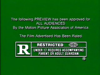 Au beau milieu de l'hiver Bande-annonce (EN)