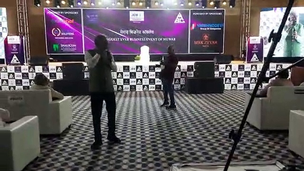 हमें मूल्यवान बनने की महत्ती जरूरत-ढोलकिया