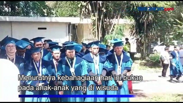 Ridwan Kamil Terharu Wakili Eril di Wisuda ITB