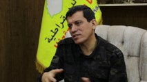 أول تعليق لقائد قوات سوريا الديمقراطية بعد استهدافه في مطار السليمانية
