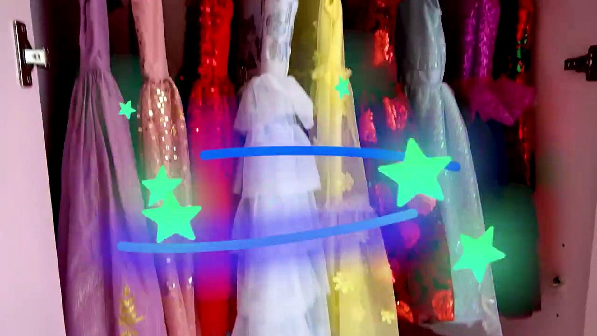 ⁣Diana and her new Room - Head, Shoulders, Knees & Toes Song For Kids