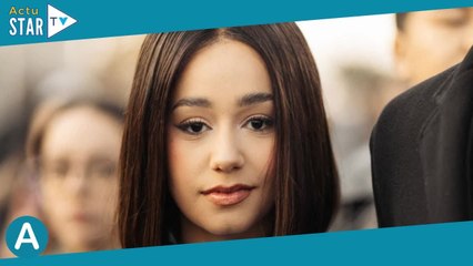 Léna Situations en costume cravate pour Dior, un look androgyne parfaitement maîtrisé