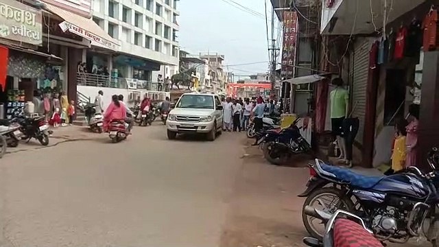 लोकतंत्र बचाओ क्रांति मार्च निकाला, दिया धरना