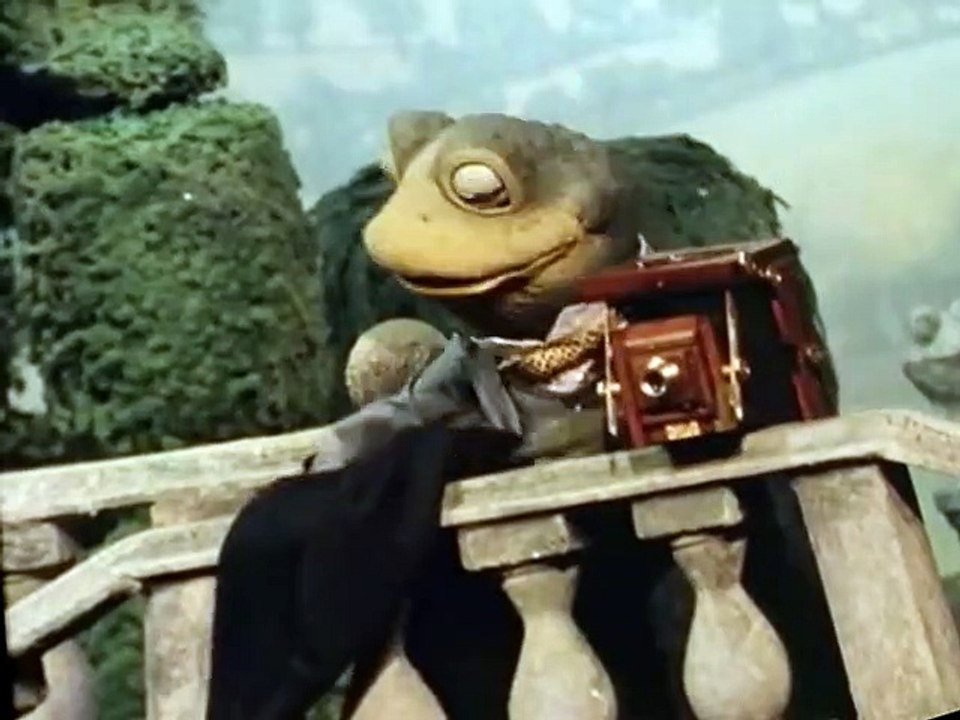 The Wind in the Willows The Wind in the Willows E015 – Toad, Photographer