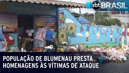 População de Blumenau presta homenagens às vítimas de ataque