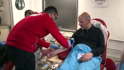 Bakan Süleyman Soylu kan bağışında bulundu