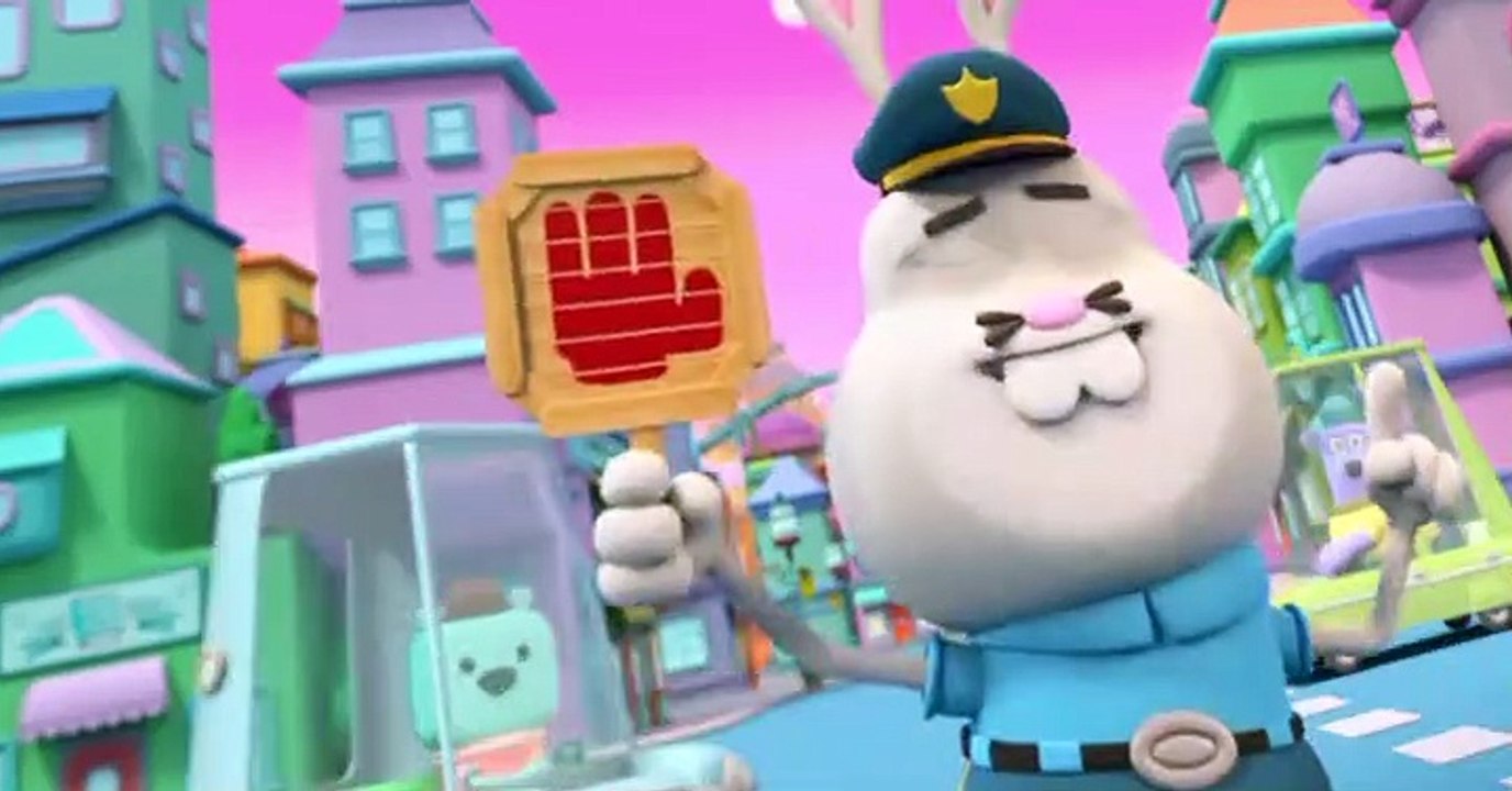 Chico Bon Bon: Monkey with a Tool Belt Chico Bon Bon: Monkey with a Tool Belt E008 – Chico Bon Bon and the Egg-mergency