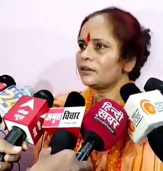 #VHP #leader Sadhvi Prachi’s #controversial #statement, asks Muslim women to marry Hindu men. |Watch