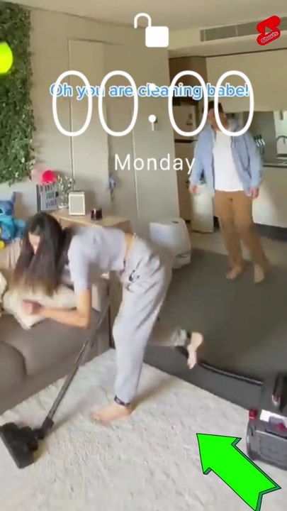 Caught her in 8K #Shorts #prank #comedy
