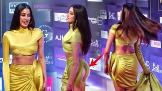 Janhvi Kapoor Struggle To Walk In Her Skirt At Pinkvilla Style
