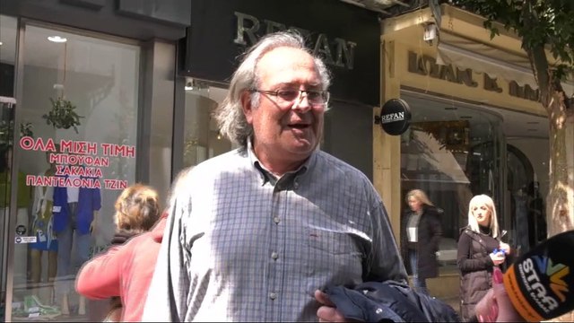 Με κίνηση η αγορά της Λαμίας την Κυριακή των Βαΐων: Αισιόδοξοι οι έμποροι για τις μέρες των γιορτών