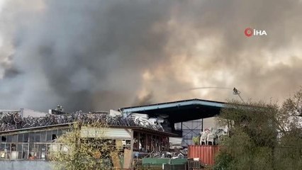 Almanya'da depolama tesisinde yangın: 140 kişi tahliye edildi