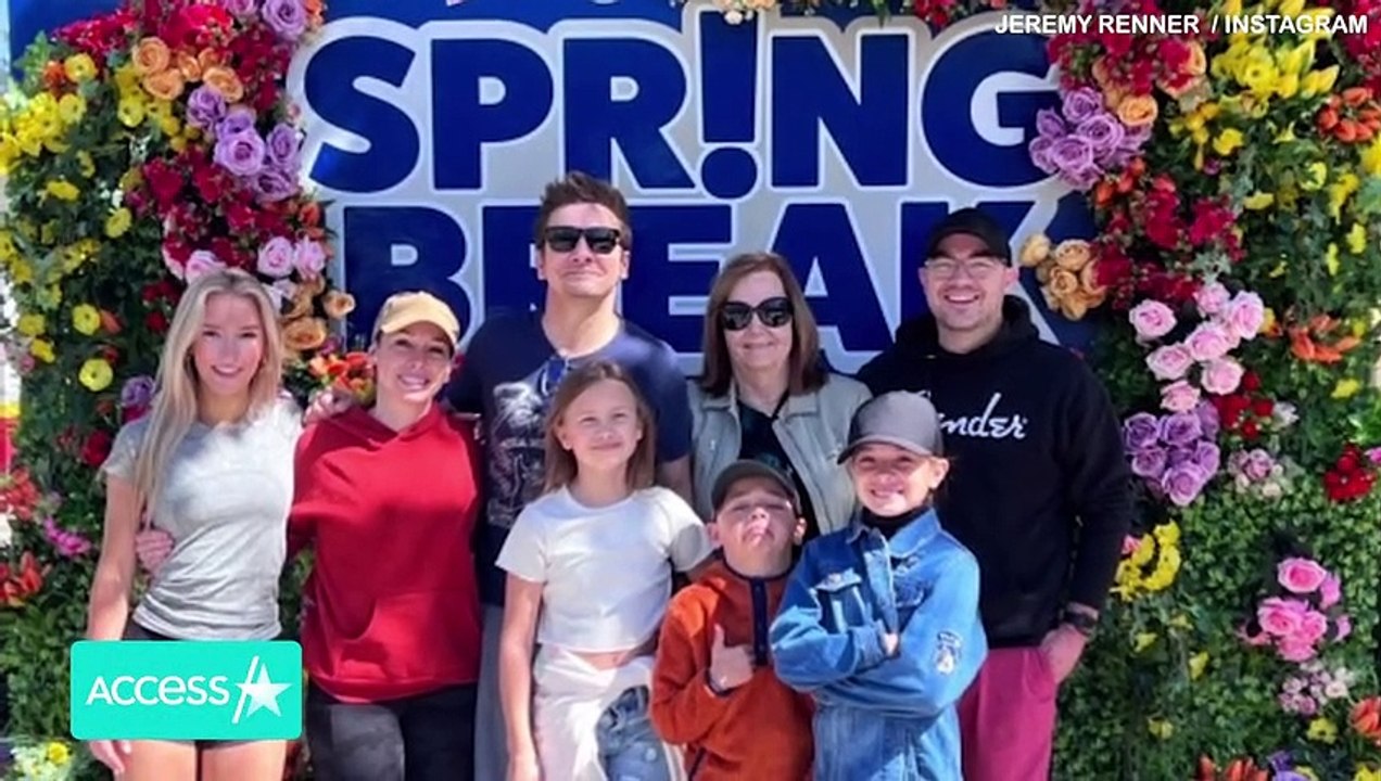 Jeremy Renner Enjoys Six Flags On Motorized Scooter w_ Family