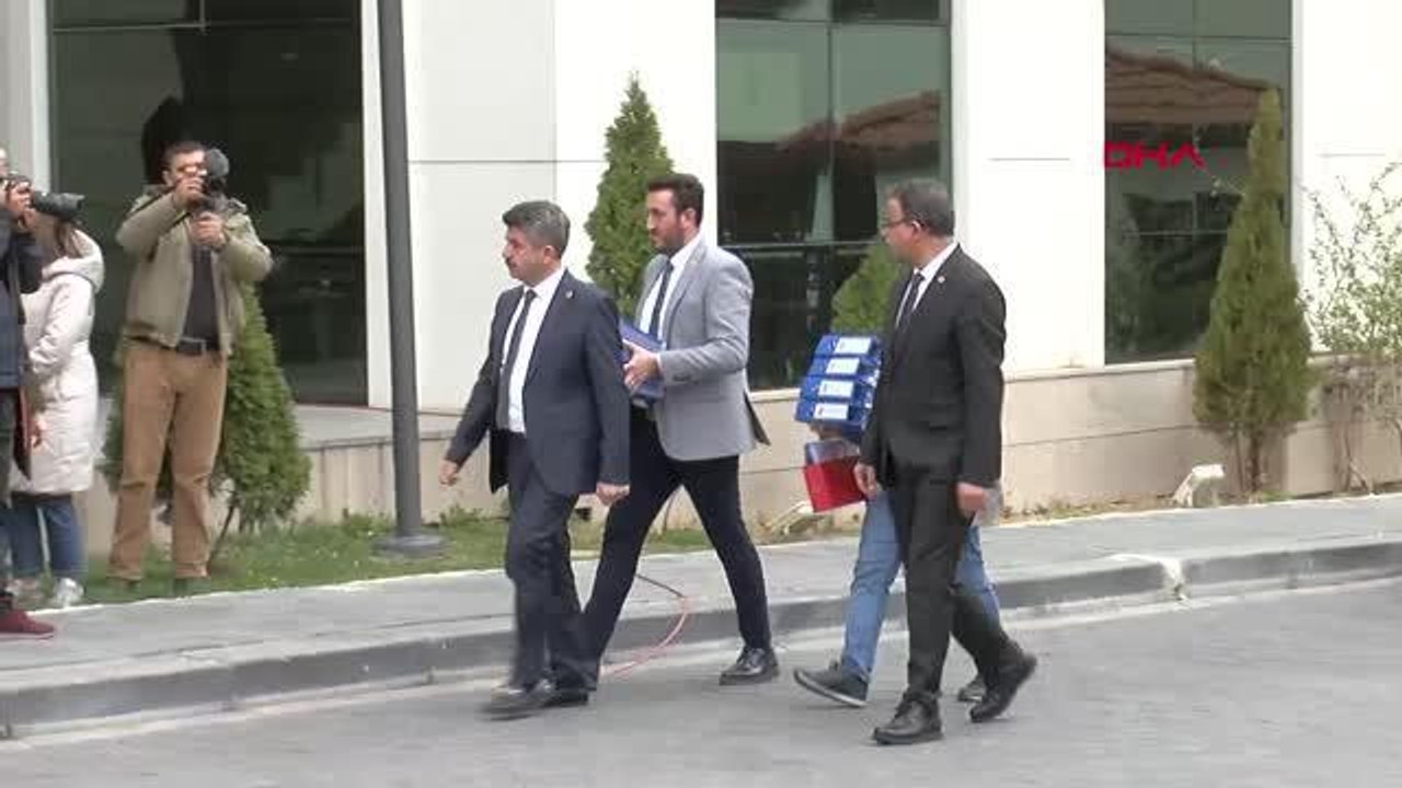 BAĞIMSIZ TÜRKİYE PARTİSİ MİLLETVEKİLİ ADAY LİSTESİNİ YSK'YA TESLİM ETTİ