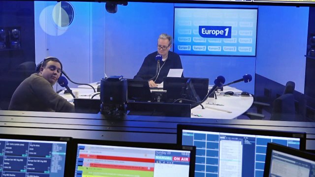 Immeuble effondré à Marseille : l'incendie empêche les recherches des secouristes