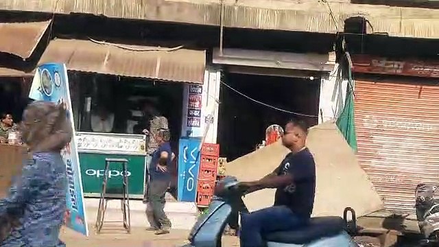 ...और जब बिना सूचना अतिक्रमण हटाने पहुंचा नपा अमला, नपाध्यक्ष पति को व्यापारियों से मांगनी पड़ी हाथ जोड़कर माफी