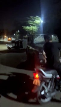 छात्र गुट ​भिड़े, भाभा हॉस्टल के बाहर वाहनों के शीशे फोड़े