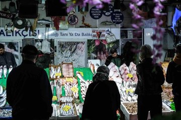 Av yasağı öncesi balıkçılardan uyarı: "Vatandaşlar ucuz balıkları kaçırmasın"