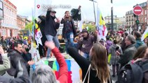 Протесты против пенсионной реформы под музыку