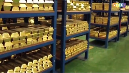 Download Video: زمین سے سونا کیسے نکال کر جیولری بناتے II How Gold Is Made In Factory