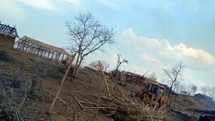 जंगल में बना रखे थे अवैध मकान, पुलिस ने तोड़े