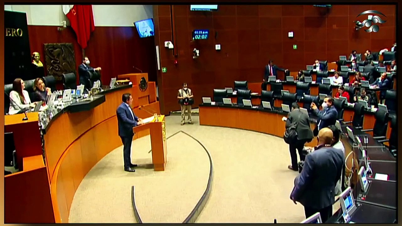¡VEAN! ¡Payaso panista es humillado por la 4T por usar encabezados amarillistas para atacar a AMLO!