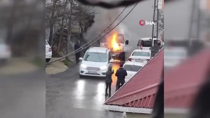 Beykoz'da okul servisi alev alev yandı