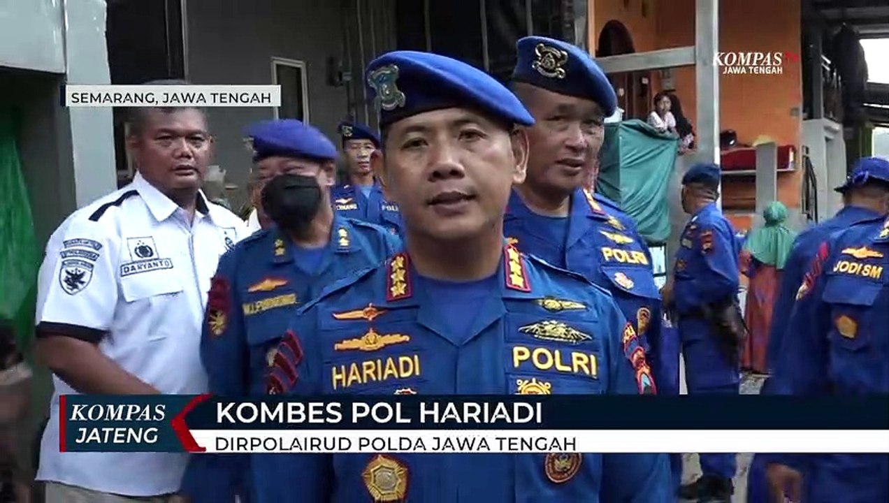 Berkah Ramadan, Warga Pesisir Semarang Dapat Bantuan Sembako