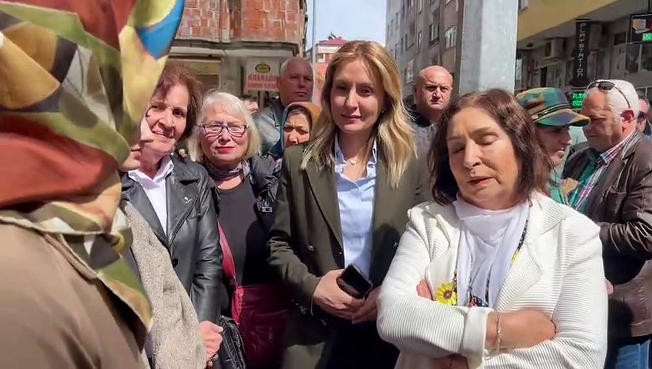 Özlem Gürses: Selvi Kılıçdaroğlu’nu izliyoruz bir grup gazeteci, çok ilginç anlara tanık oluyoruz