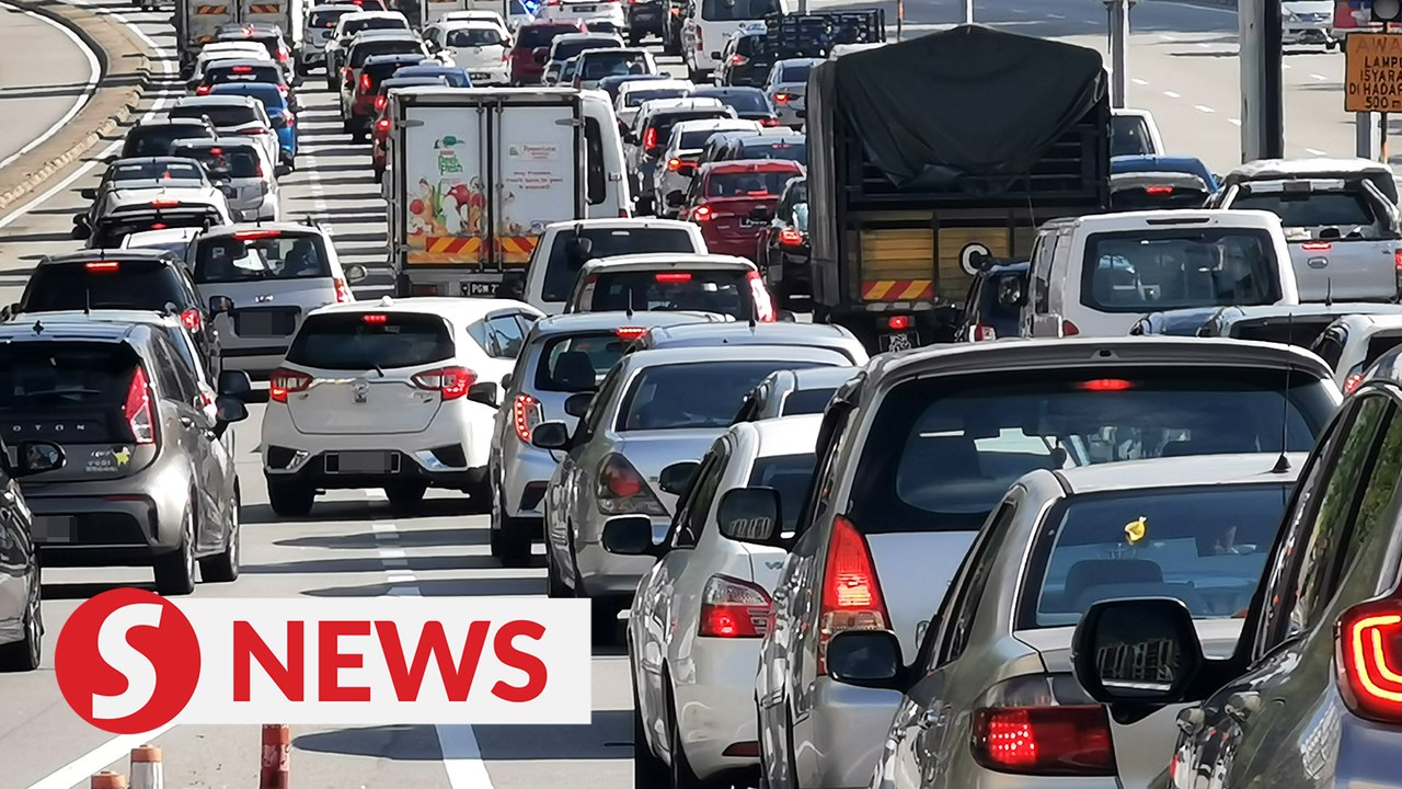 Theory test for vocational driving licence abolished, says Transport Minister