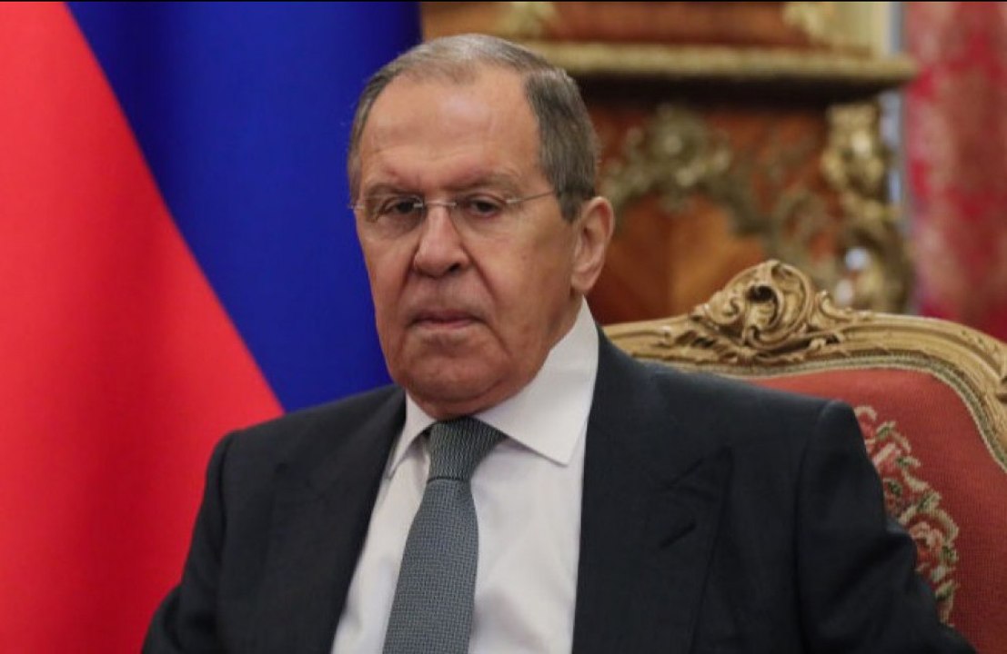 Sergueï Lavrov déclare que les négociations de paix doivent traiter les ‘intérêts russes’