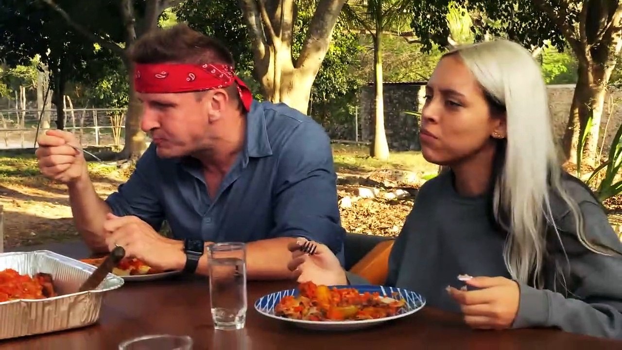 Record Breaking Drumstick!! Mexico’s New Game Changing Meat!!