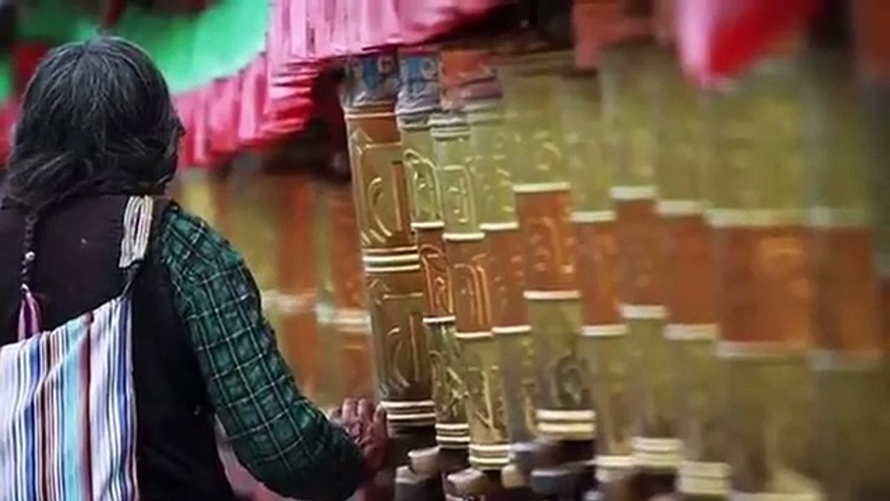 六字真言頌 怙主三寶 唵嘛呢叭咪吽 六字大明咒 oṃ maṇi padme hūṃ