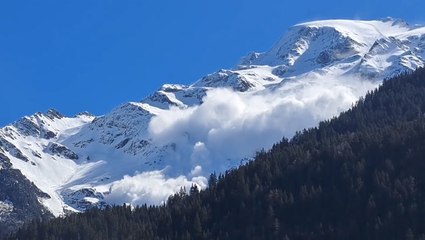 Deadly avalanche rolls down mountain in French Alps
