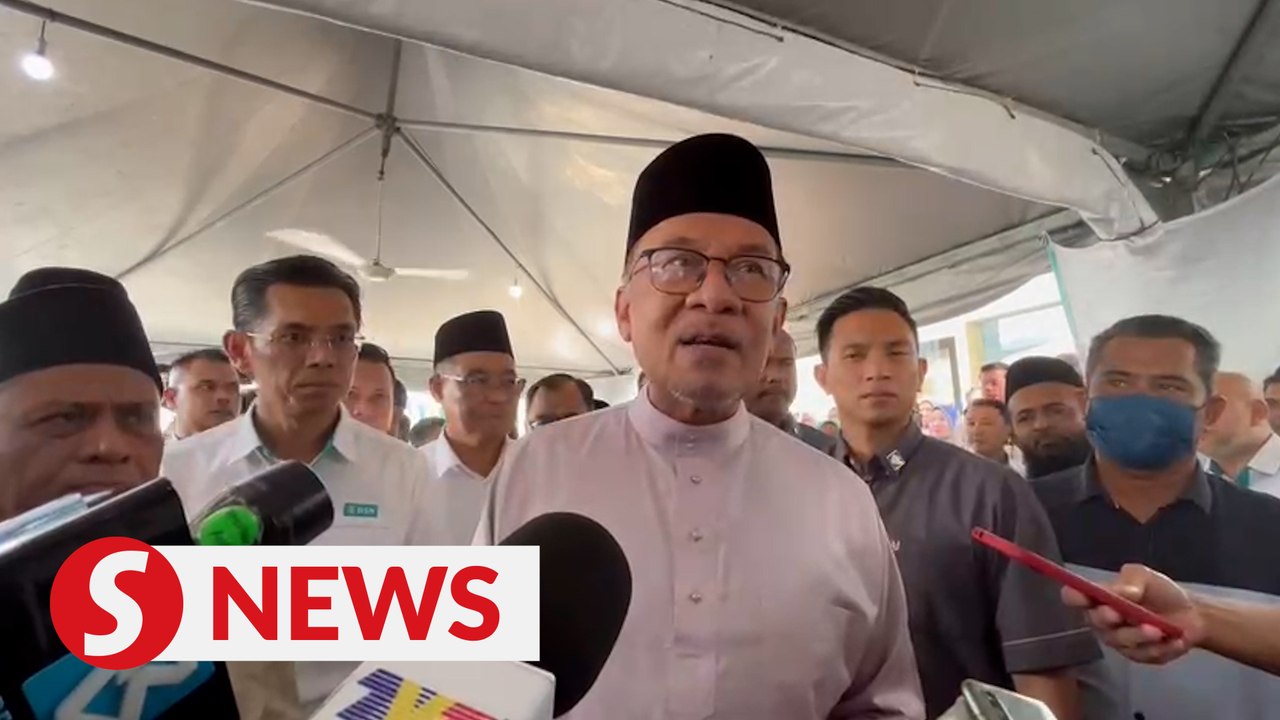 Civil servants to receive salary, financial aid by April 14 , says PM