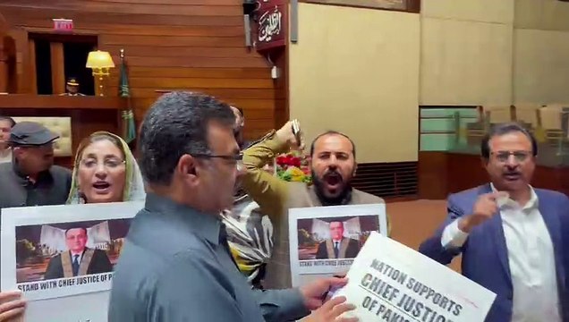 under the leadership of Parliamentary Leader Khurram Sher Zaman & Opposition Leader Sindh Haleem Adil Shaikh protest in front of Speaker Dice