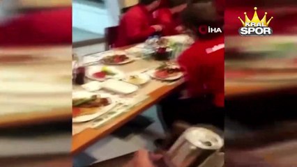 Balıkesirspor, taraftarının saldırısına uğradı