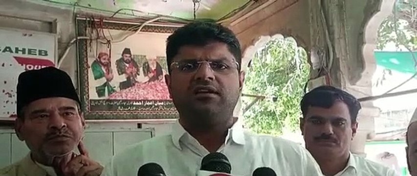 देखें Video: अजमेर में यह क्या बोल गए दुष्यंत चौटाला