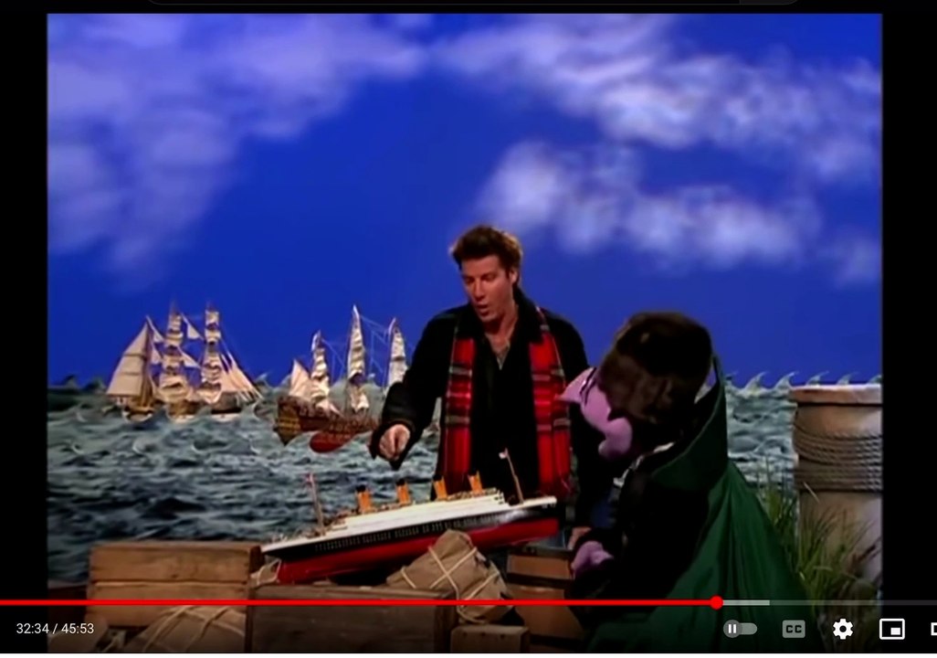 Sesame Street - Elmo's Christmas Countdown (2008) - Count Von Count & Ty Pennington - A Saw Three a Ship Song