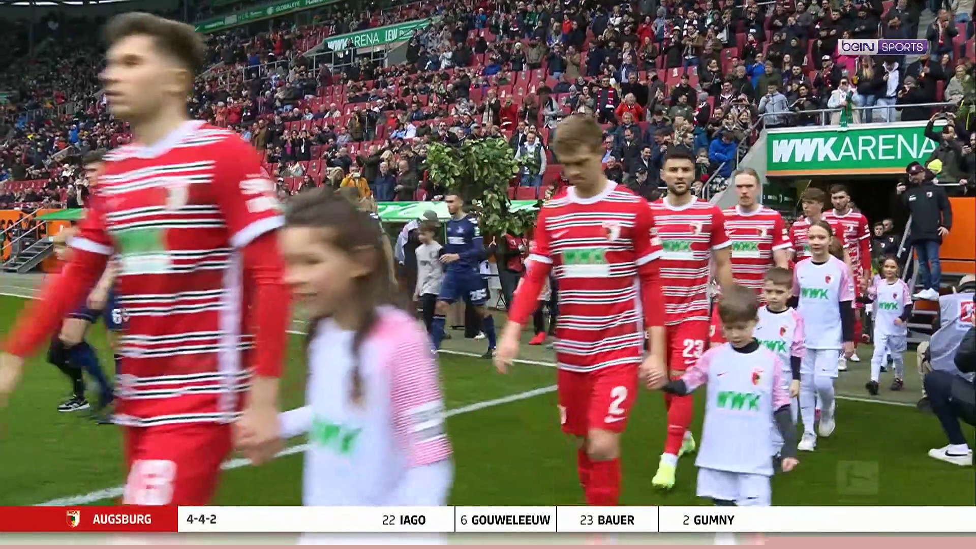 Bundesliga : Cologne domine Augsbourg dans un duel de mal classés