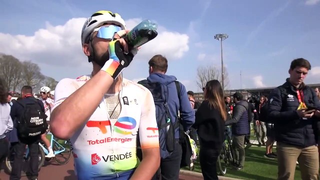 Paris-Roubaix 2023 - Le Team TotalEnergies de Peter Sagan, Anthony Turgis... en immersion sur Paris-Roubaix