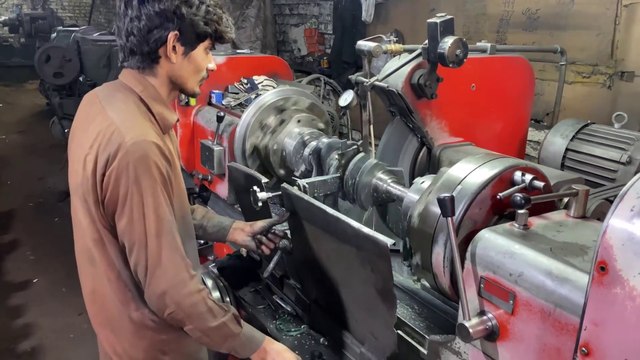 This man is Genius! Genius Process of Manufacturing & Machining Crankshaft! Production of Crankshaft