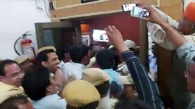 Nagar Nigam jaipur : फूटा पार्षदों का गुस्सा, महापौर और आयुक्त को भी नहीं छोड़ा