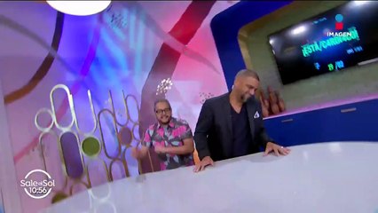 Moto casi aplastada por un camión