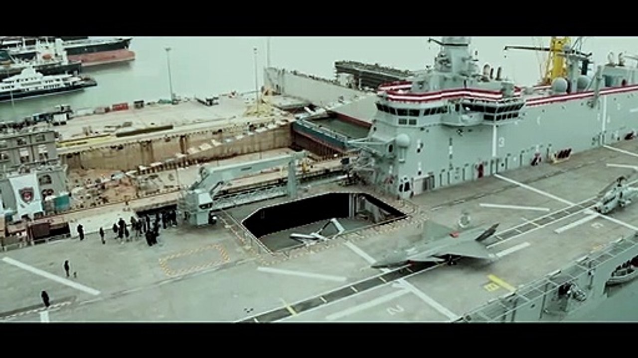 Selçuk Bayraktar'dan TCG Anadolu'dan Kızılelma ve TB3 SİHA paylaşımı