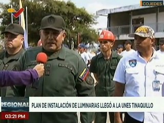 Cojedes | Bricomiles instalan luminarias fluorescentes en las UNES de Tinaquillo
