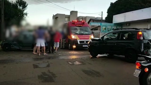 Mulher fica ferida em acidente no Parque São Paulo